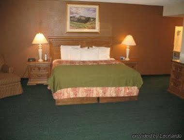 6 Ne Hotel
