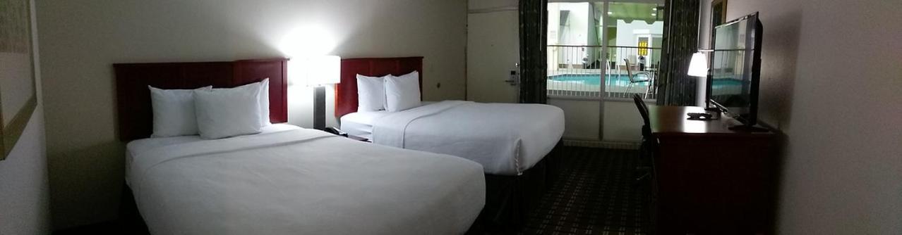 Hotel 6 Ne Hastings